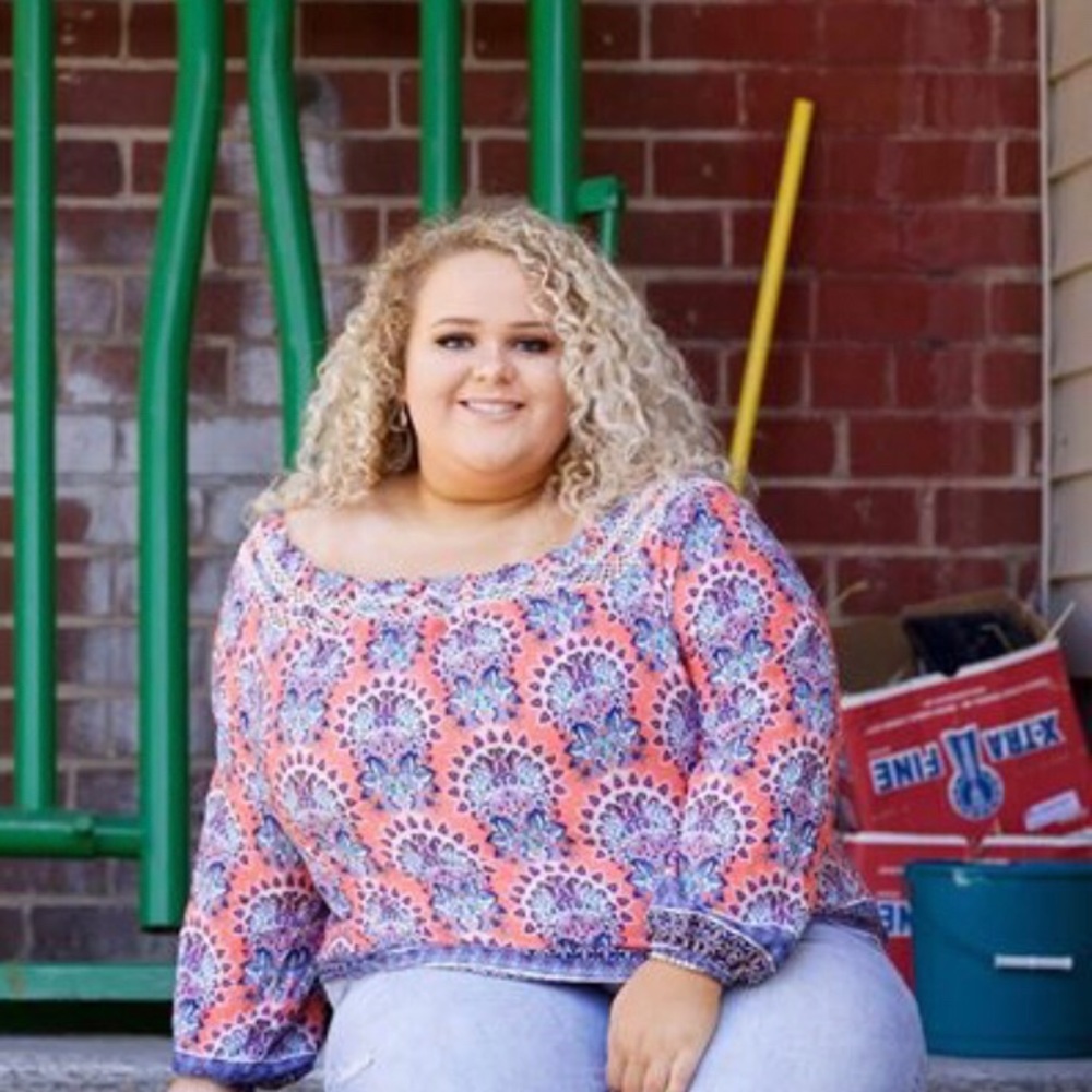 Meet your Posher, Lexie